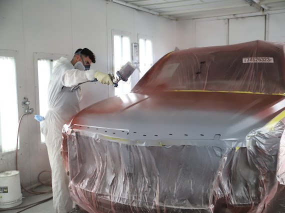 Auto paint matching and refinishing at Best Class Auto Body Las Vegas